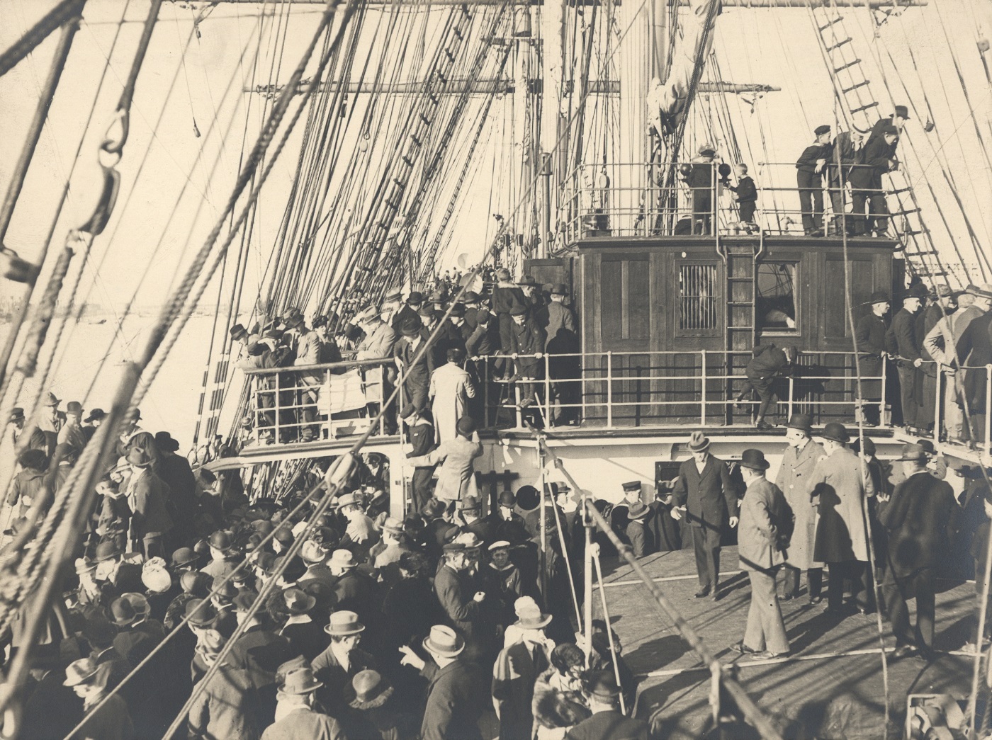Besøg om bord i 1921